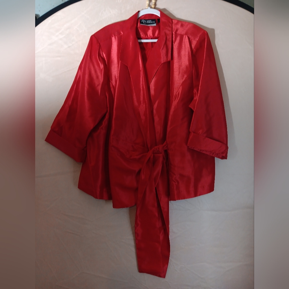 Added Dimensions 🎂 3X red blouse